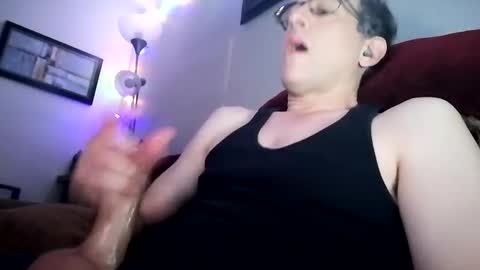 Snapshot of regularguy20 chatting on November 2025 08:24:01 AM regularguy20 online show from November 2025 08:24:01 AM