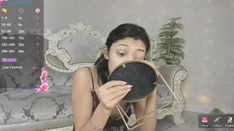 Rei online show from October 2025 02:59:01 AM