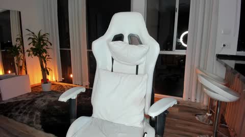  REICHEL  online show from January 2025 09:13:01 AM