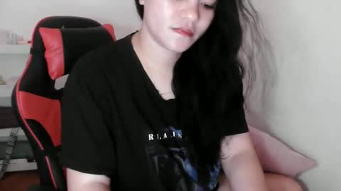 Snapshot of reign2525 chatting on November 2025 08:55:01 AM reign2525 online show from November 2025 08:55:01 AM