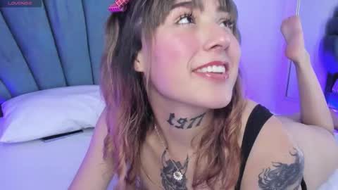 Reika  online show from October 2025 03:56:02 PM