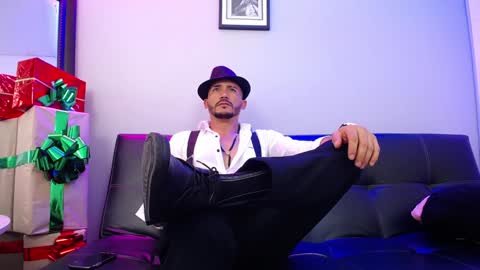   REIKO  online show from January 2025 07:39:02 PM