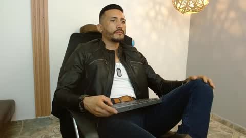   REIKO  online show from January 2025 08:00:01 PM