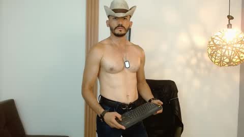   REIKO  online show from February 2025 07:10:02 PM