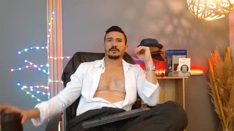   REIKO  online show from February 2026 03:00:01 PM