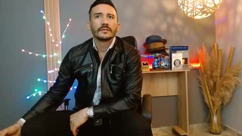   REIKO  online show from March 2026 03:29:01 PM