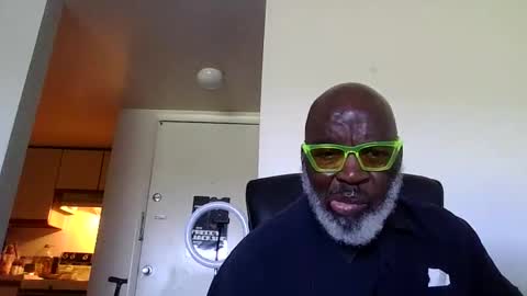 Snapshot of reikoveino chatting on June 2026 06:35:02 PM reikoveino online show from June 2026 06:35:02 PM