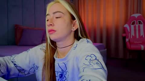 reina cummings online show from November 2025 07:31:02 AM