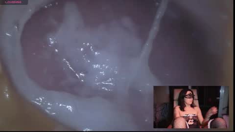 Reinacatchile online show from September 2025 01:30:01 AM