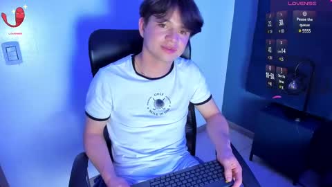 Snapshot of remiblythe chatting on February 2025 12:00:02 AM RemiBlythe online show from February 2025 12:00:02 AM