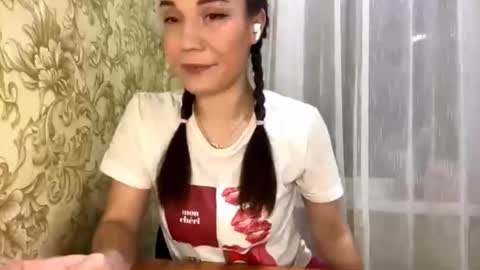 Sonya online show from January 2026 06:22:02 PM