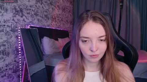 Renary online show from September 2025 05:23:01 PM