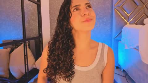 Renata 3 online show from April 2026 11:40:02 AM