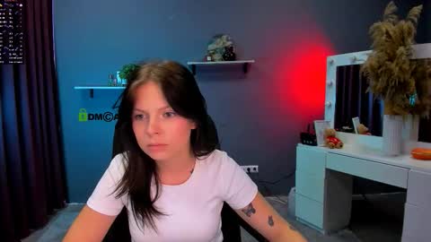Snapshot of renata_sweety chatting on September 2025 01:02:01 PM renata_sweety online show from September 2025 01:02:01 PM