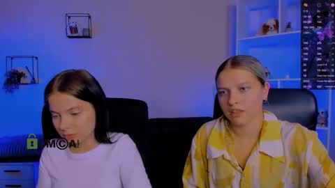 Snapshot of renata_sweety chatting on November 2025 08:36:02 PM renata_sweety online show from November 2025 08:36:02 PM