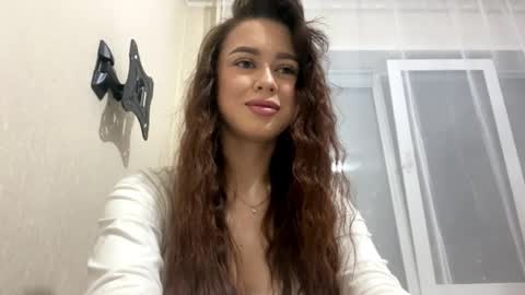 Mila online show from March 2026 03:17:01 PM