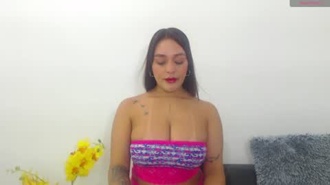 Snapshot of renatabrownn28 chatting on June 2026 11:09:02 AM renatabrownn28 online show from June 2026 11:09:02 AM