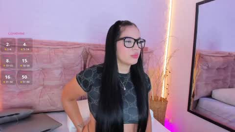 Snapshot of renatajhonson chatting on May 2026 11:02:02 PM Renata online show from May 2026 11:02:02 PM