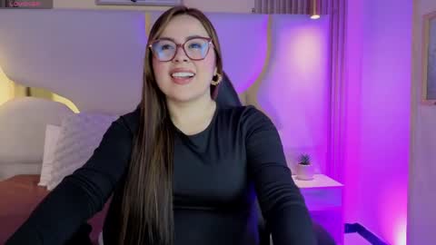 Renata  online show from March 2026 11:32:01 AM