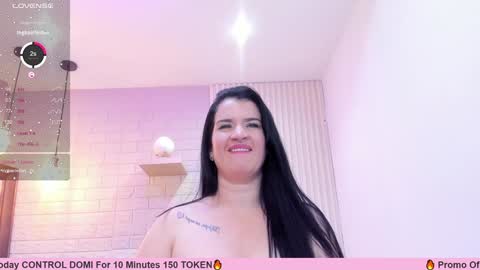 Snapshot of renataruiz_rr chatting on January 2025 03:08:01 PM online show from January 2025 03:08:01 PM