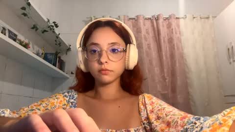 renaygelvin online show from April 2026 09:13:01 PM