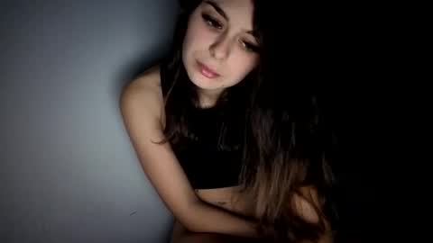 Snapshot of renee_loah chatting on November 2025 09:48:02 PM renee_loah online show from November 2025 09:48:02 PM