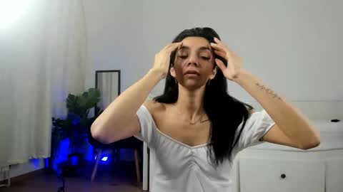 Rena online show from February 2026 04:10:02 AM