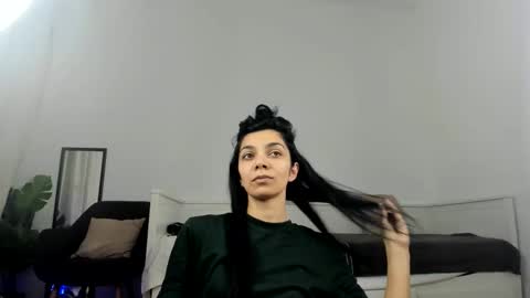 Rena online show from March 2026 03:45:02 AM