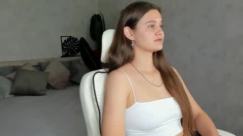 Snapshot of renesmy_black chatting on October 2025 01:05:02 AM Renesmy online show from October 2025 01:05:02 AM
