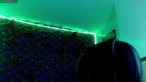 R E N E  online show from January 2025 08:36:01 AM