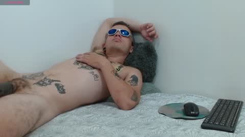 R E N E  online show from January 2025 07:36:01 AM