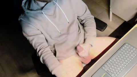 reswid online show from October 2025 10:01:01 PM