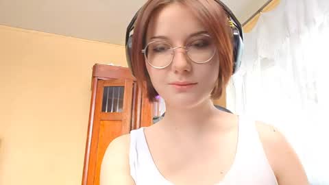 Sofia online show from April 2026 07:17:02 AM