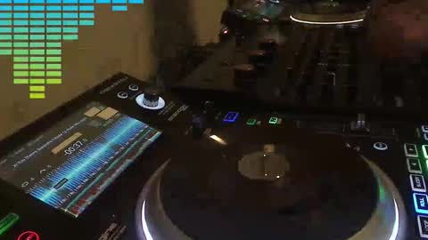 Snapshot of reticuli chatting on March 2026 09:33:01 PM GearPorn online show from March 2026 09:33:01 PM