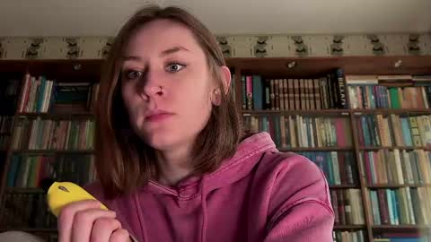 Rie online show from April 2026 11:27:01 AM