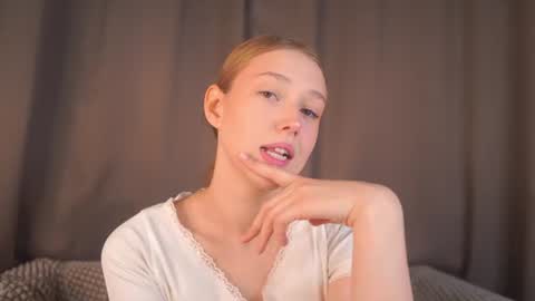 Snapshot of revamcallister chatting on July 2026 05:54:02 AM revamcallister online show from July 2026 05:54:02 AM