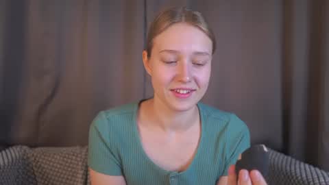 Snapshot of revamcallister chatting on July 2026 05:09:02 AM revamcallister online show from July 2026 05:09:02 AM