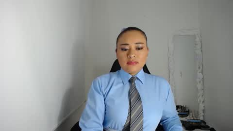 Snapshot of reyledoll chatting on January 2025 09:47:02 PM Rely online show from January 2025 09:47:02 PM