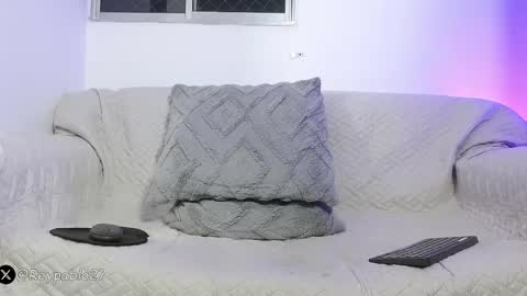 REY PABLO Independent online show from April 2026 10:03:02 AM