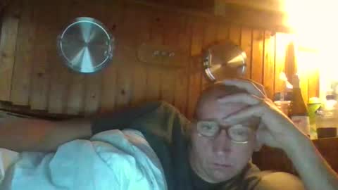 Snapshot of rezznova chatting on September 2025 08:27:02 AM Joe online show from September 2025 08:27:02 AM