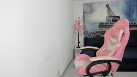 rheaetthan online show from May 2026 10:28:01 PM