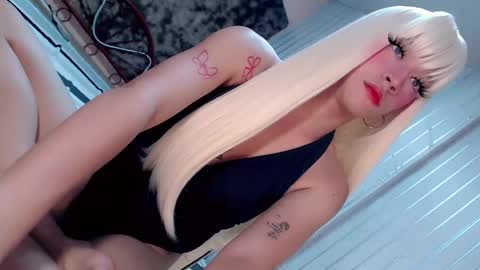 HI GUYS IM RHIAN PLEASE GIVE ME THUMBS UP online show from February 2026 12:29:02 AM