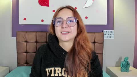 rhosyn_reyes online show from February 2025 07:42:01 PM