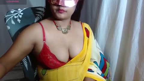 Snapshot of ria_fun chatting on December 2024 06:27:01 PM Riya online show from December 2024 06:27:01 PM