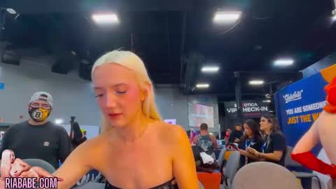 ria  online show from October 2025 09:44:01 PM