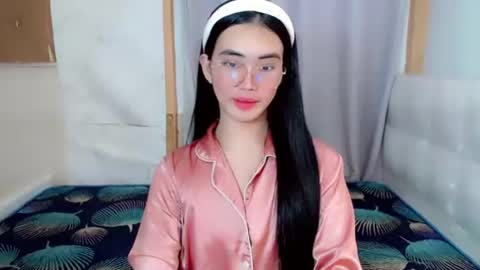 Rica online show from November 2025 04:57:02 AM