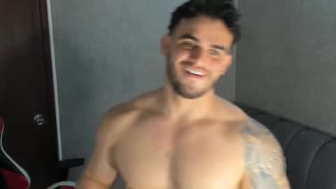 ricardogonzalez666 online show from December 2024 07:26:02 PM