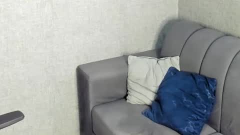 ricardogonzalez666 online show from December 2024 03:49:02 AM