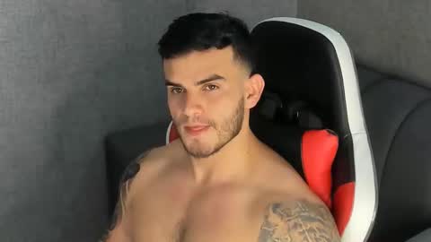 ricardogonzalez666 online show from February 2025 05:07:02 PM