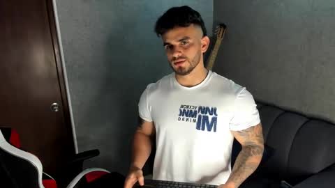 Snapshot of ricardogonzalez666 chatting on October 2025 11:55:01 PM ricardogonzalez666 online show from October 2025 11:55:01 PM